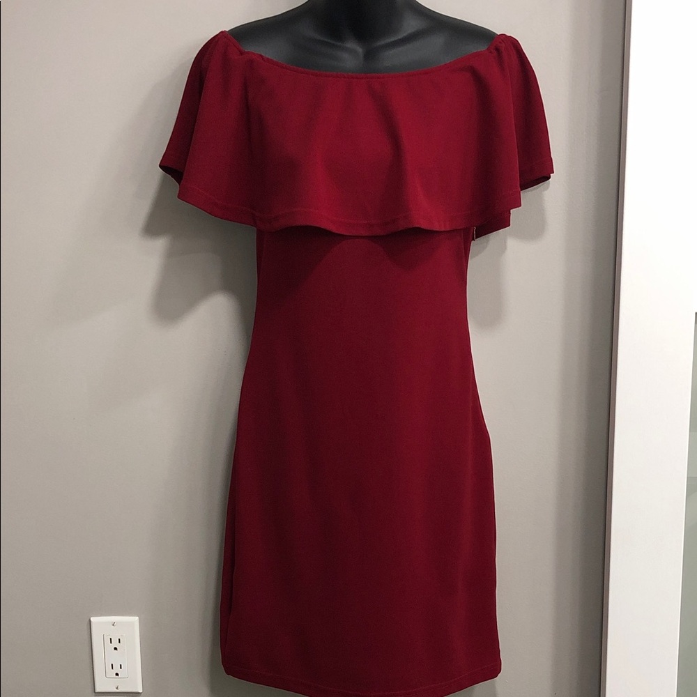 Luna Burgundy Off-the-Shoulder Bodycon Dress – Size Small – Like New